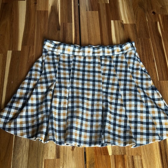 Free People Plaid yellow/black/white size 12 pleated - Picture 3 of 10